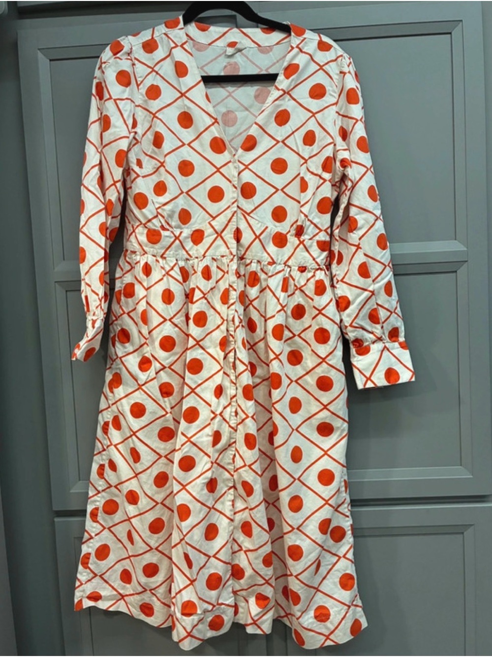 Button-Front Midi Dress in White and Orange Geometric